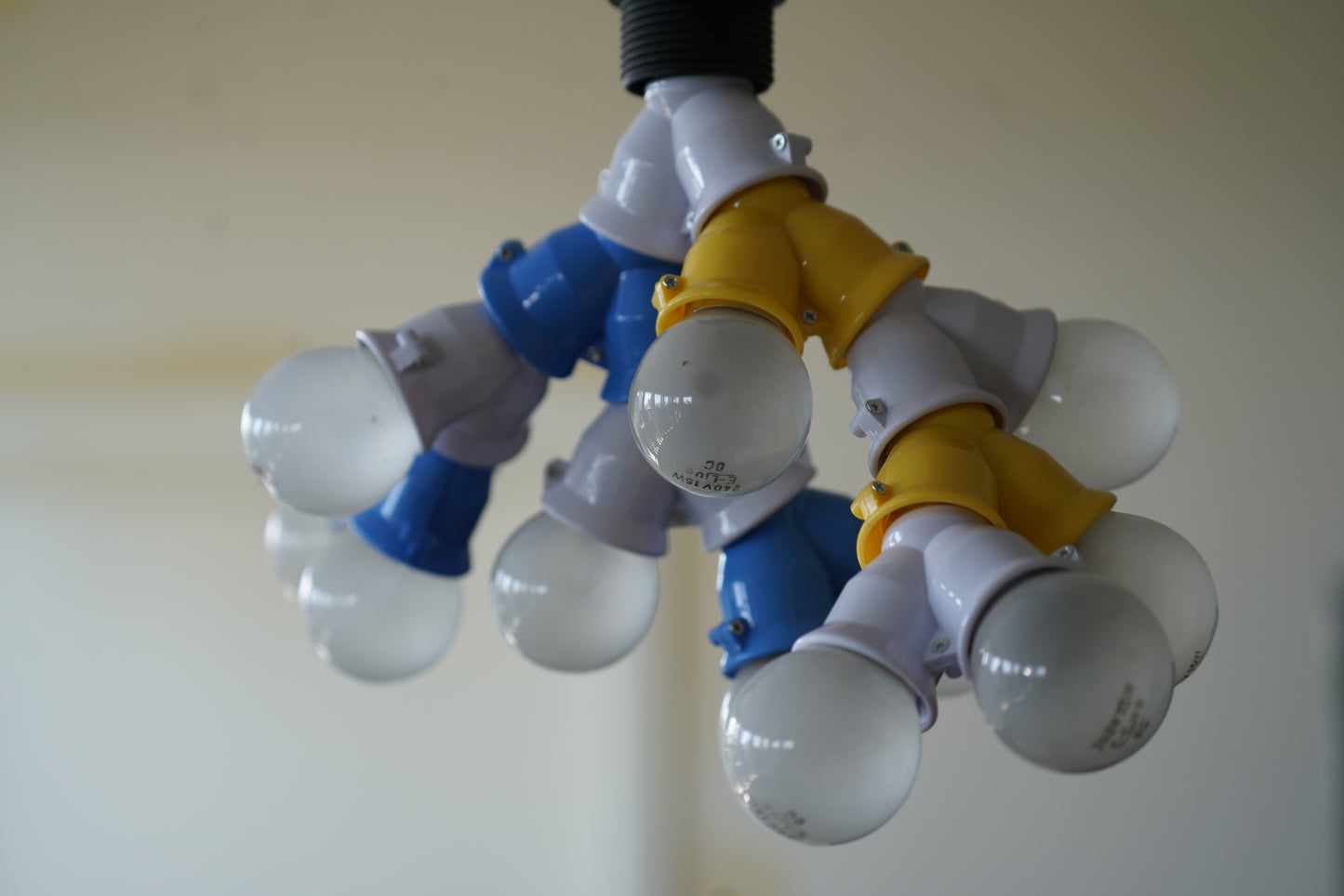 Lamp base divider, colour options